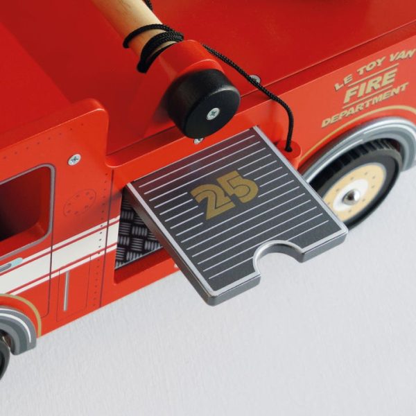 0cc35b2a-d89a-458c-8ce1-65ba4d8442ed_720x-3