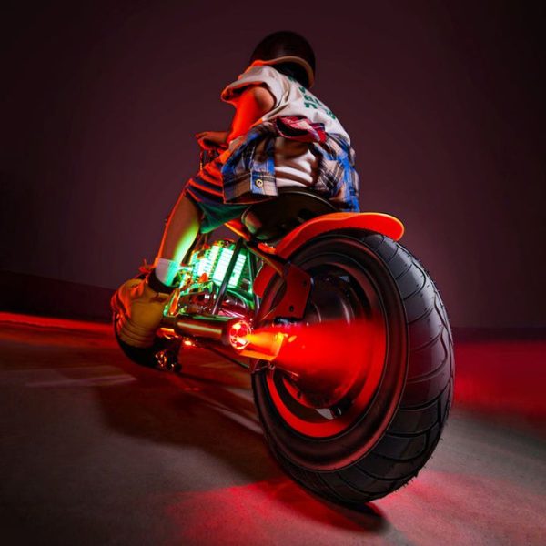 26c550c6-8911-4950-b5e6-c46d1cdb4ddc_720x-3