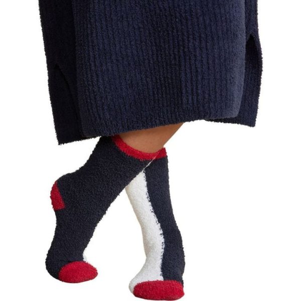 barefoot-dreams-trend-accessories-cozychic-team-usa-youth-socks-31829035581527_720x-1