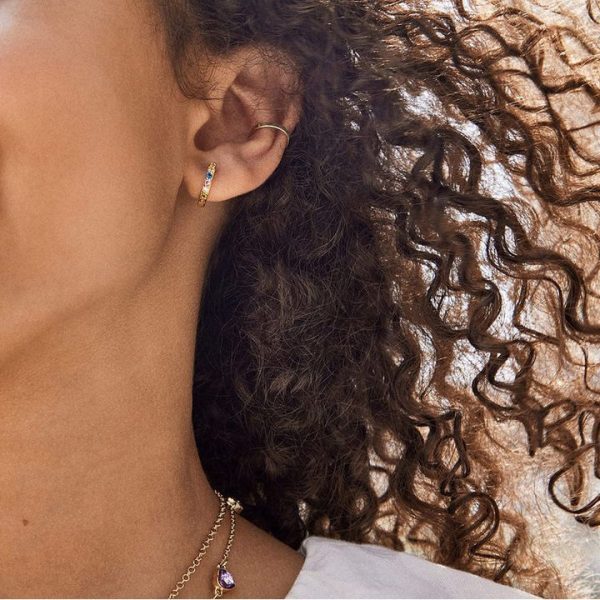 bauble-bar-trend-accessories-tori-18k-gold-kids-hoop-earrings-gold-pave-32465136779351_720x-1