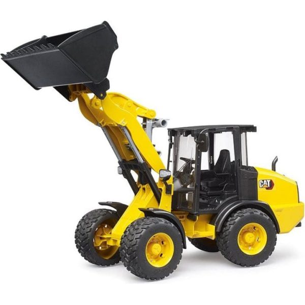bruder-vehicles-cat-wheel-loader-1140905911_720x-2