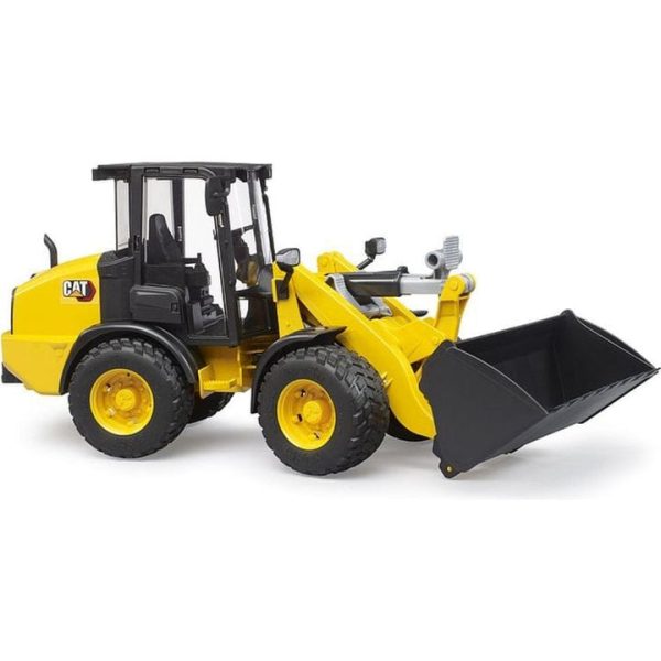 bruder-vehicles-cat-wheel-loader-1140905912_720x-4