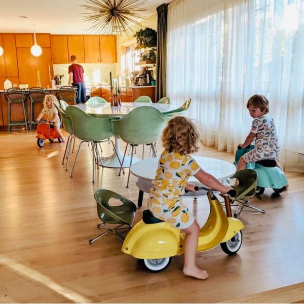 f70b047b-16df-43ac-923b-dd54922cb455_720x-3