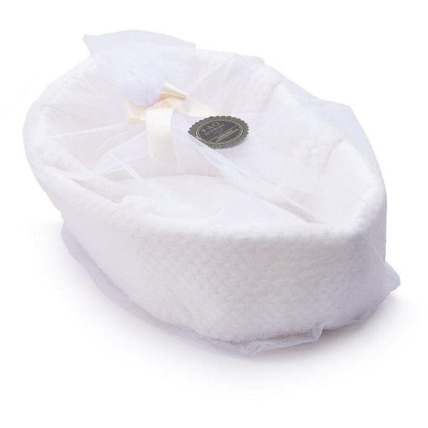 fao-schwarz-my-fao-doll-my-fao-doll-white-carrier-32558533607511_720x-7