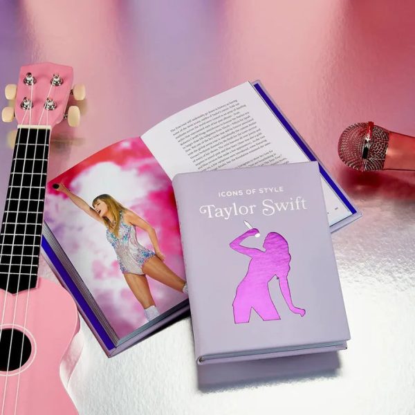 graphic-image-books-icons-of-style-taylor-swift-book-in-lilac-bonded-leather-32444747251799_720x-5
