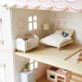 le-toy-van-dolls-complete-dolls-house-furniture-set-31480134664279_720x-3