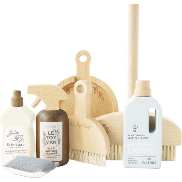 le-toy-van-preschool-7-piece-eco-friendly-wooden-cleaning-set-32562597658711_720x-2