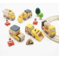 le-toy-van-preschool-7-piece-wood-construction-toy-cars-trucks-diggers-set-32562638913623_720x