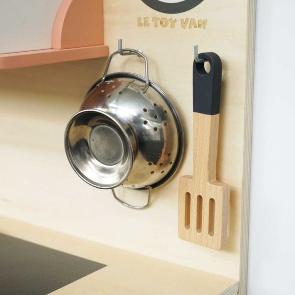 le-toy-van-preschool-family-size-wooden-play-kitchen-31479401873495_720x