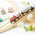 le-toy-van-preschool-figure-8-wooden-train-set-40-pieces-31480133845079_720x-4