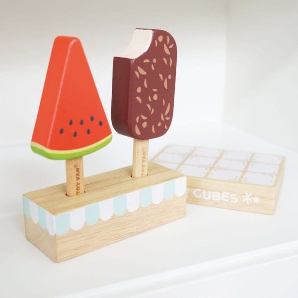 le-toy-van-preschool-kitchen-pretend-play-fridge-freezer-31479761731671_720x