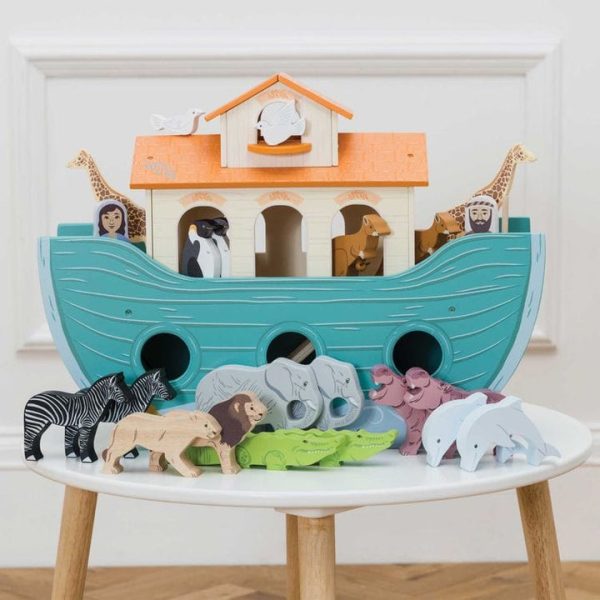 le-toy-van-preschool-noah-s-great-wooden-ark-animals-23-pieces-31480125620311_720x-7