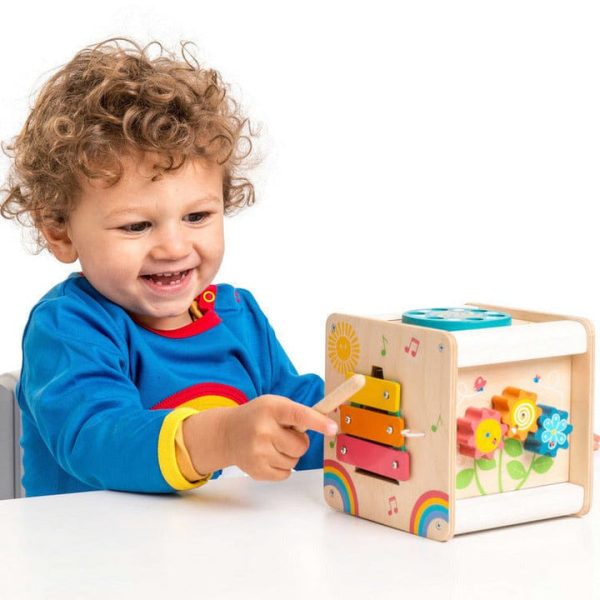 le-toy-van-preschool-petit-activity-cube-29730839527511_720x-2