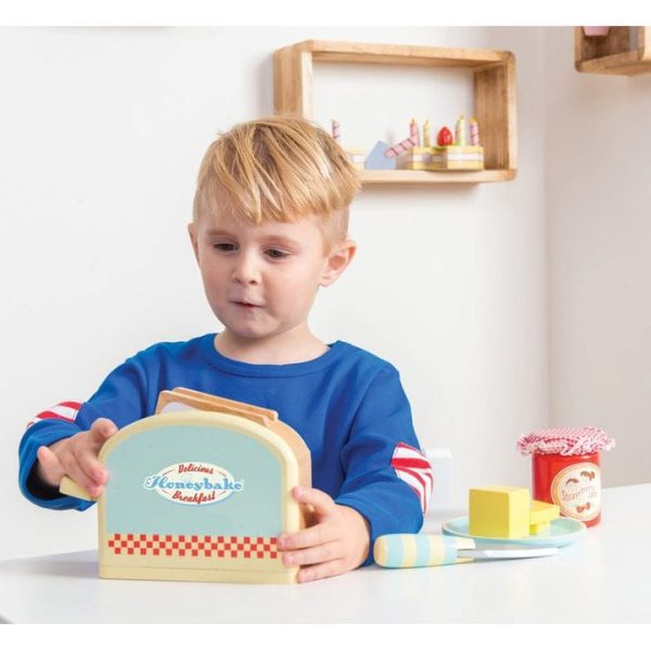 le-toy-van-preschool-pop-up-toaster-and-breakfast-set-8-pieces-31487186698327_720x-5