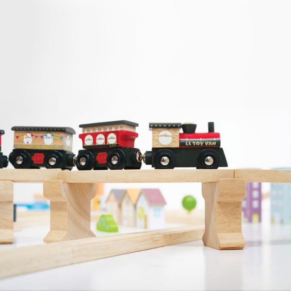 le-toy-van-preschool-royal-express-train-set-180-pieces-31479580426327_720x-2