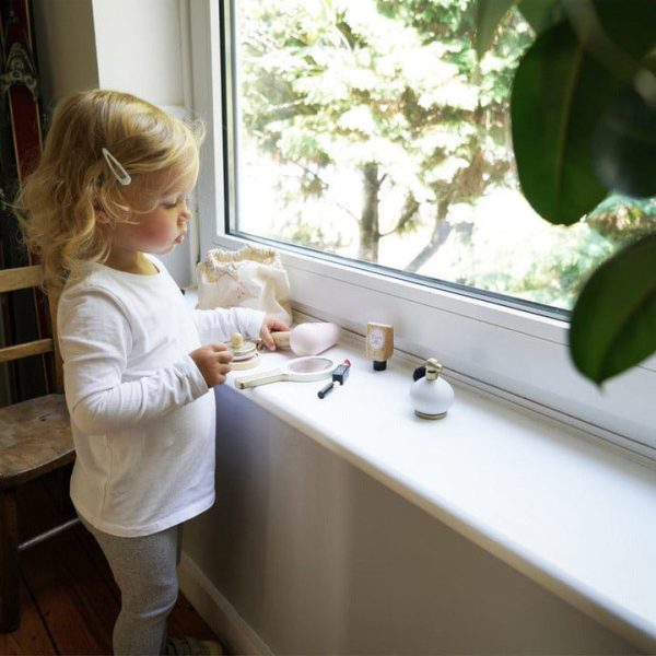 le-toy-van-preschool-star-beauty-bag-29730839560279_720x-4