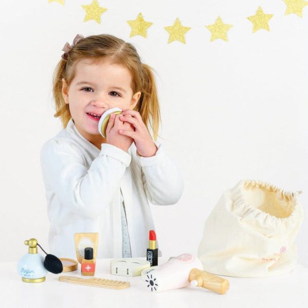 le-toy-van-preschool-star-beauty-bag-29730839822423_720x-2