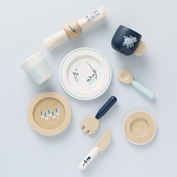 le-toy-van-preschool-wooden-cutlery-pretend-play-dining-set-1153095568_720x-2