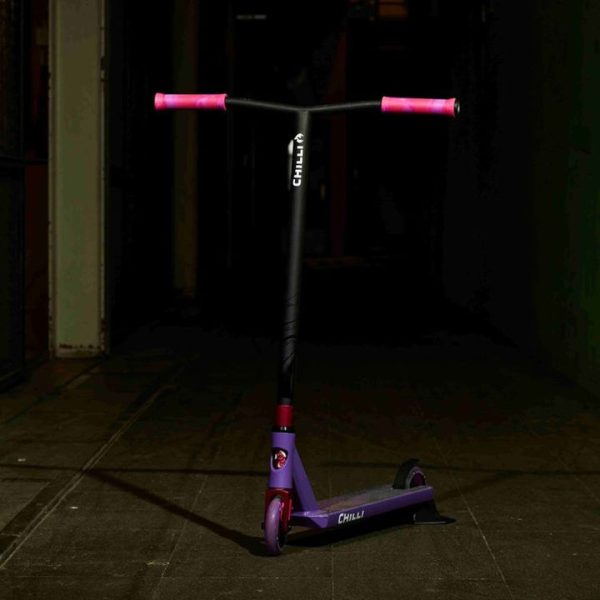 micro-kickboard-outdoor-chilli-critter-scooter-purple-octopus-32481369784407_720x