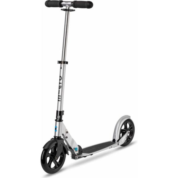 micro-kickboard-outdoor-micro-classic-scooter-matte-silver-32481357103191_720x-1