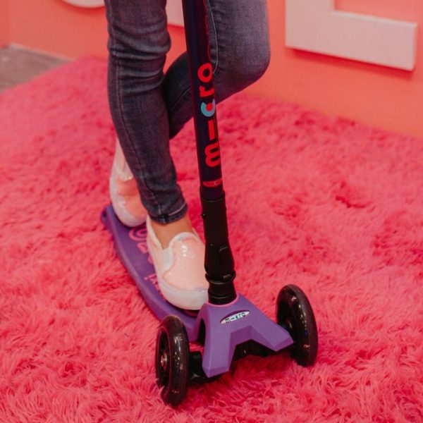 micro-kickboard-outdoor-micro-maxi-foldable-led-scooter-purple-32480900939863_720x