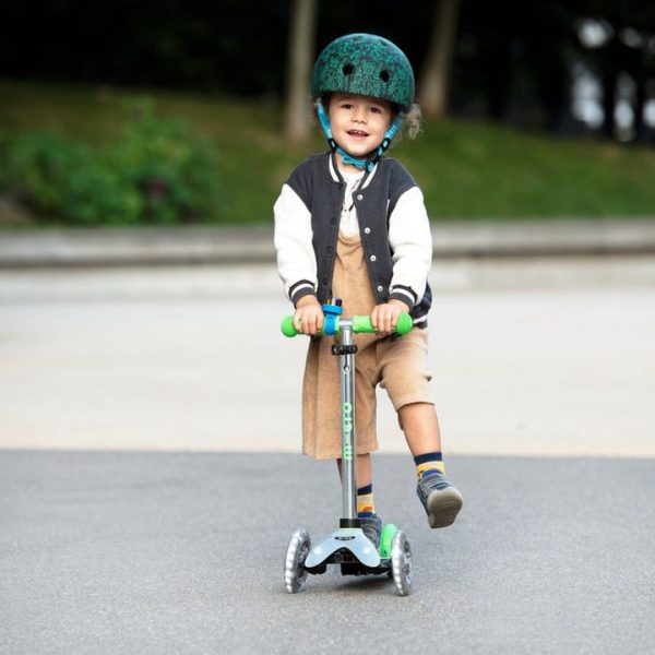 micro-kickboard-outdoor-micro-mini-led-scooter-neon-green-32480886718551_720x