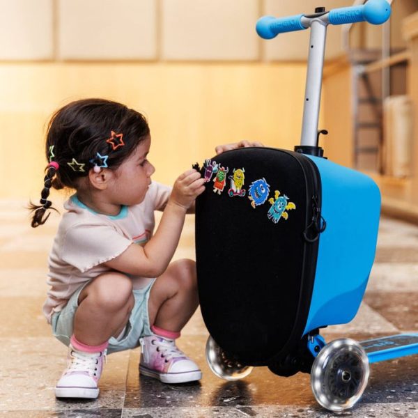 micro-kickboard-outdoor-micro-scooter-luggage-junior-led-patch-play-blue-32481360281687_720x