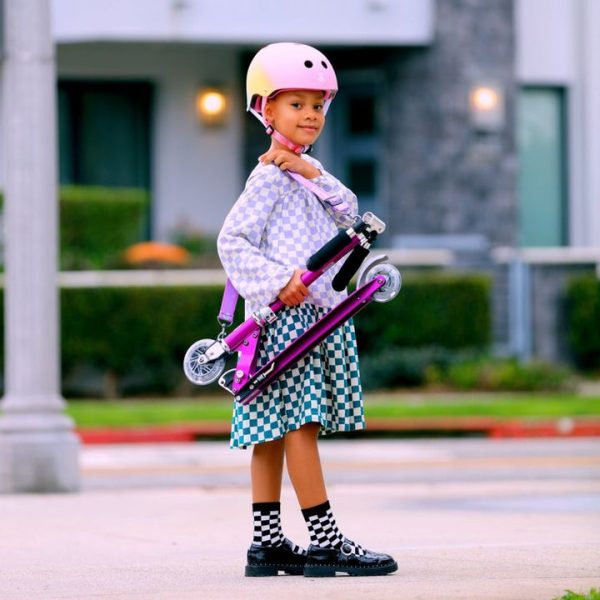 micro-kickboard-outdoor-micro-sprite-led-scooter-purple-stripe-32480903168087_720x-2