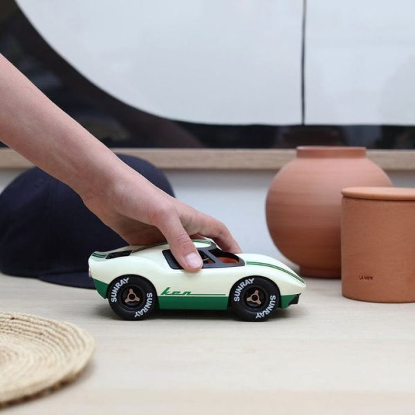 playforever-vehicles-ken-cline-toy-car-white-1144584775_720x-1