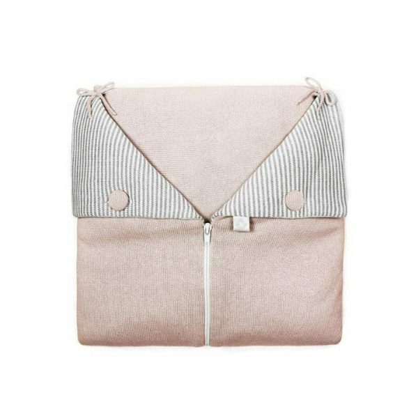 rian-tricot-room-decor-soft-pink-cocoon-blanket-29035734630487_720x-2