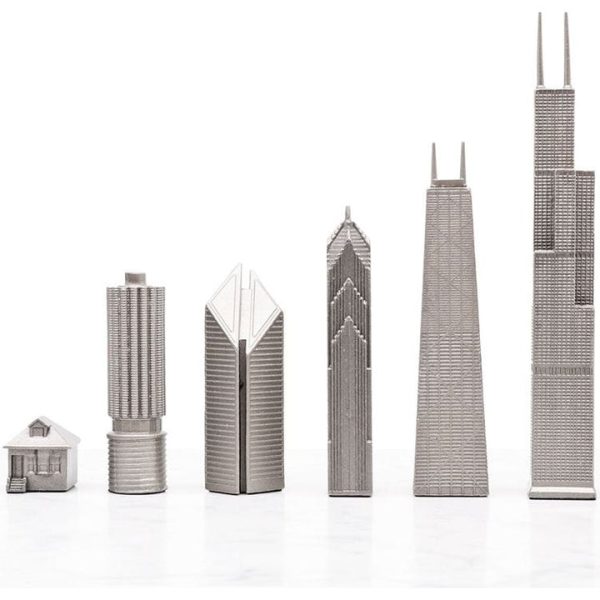 skyline-chess-games-chicago-edition-stainless-steel-chess-set-with-wood-map-board-31579733590103_720x