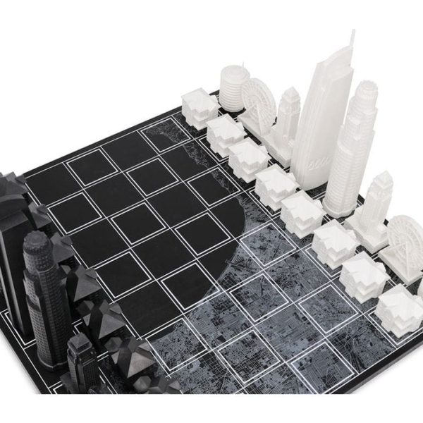 skyline-chess-games-los-angeles-edition-acrylic-chess-set-with-wood-map-board-31579732738135_720x-3