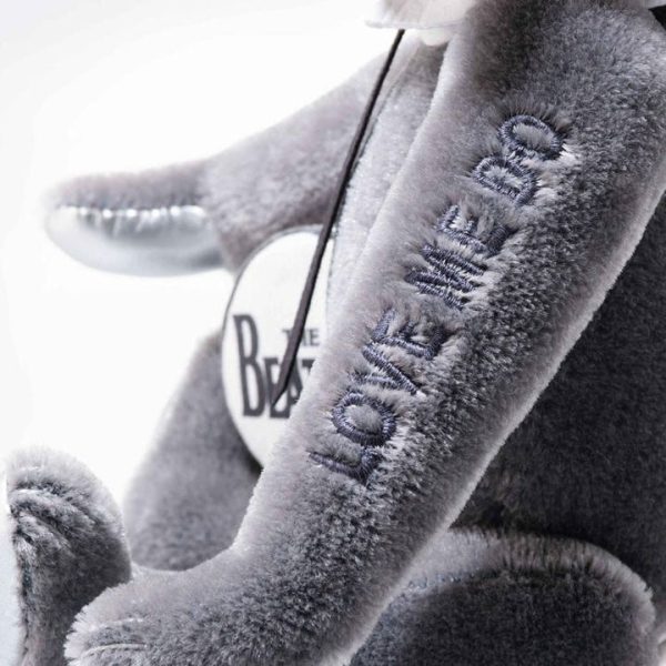 steiff-north-america-inc-plush-preorder-steiff-rocks-the-beatles-love-me-do-limited-edition-teddy-bear-30711239213143_720x