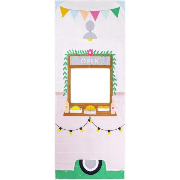 swingly-preschool-camper-food-truck-kitchen-doorway-storefront-32302806597719_720x