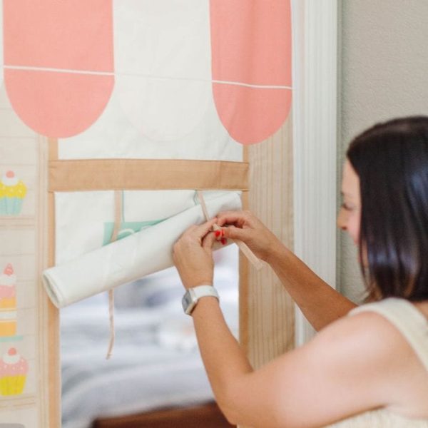 swingly-preschool-farmer-s-market-bakery-doorway-storefront-32302809022551_720x