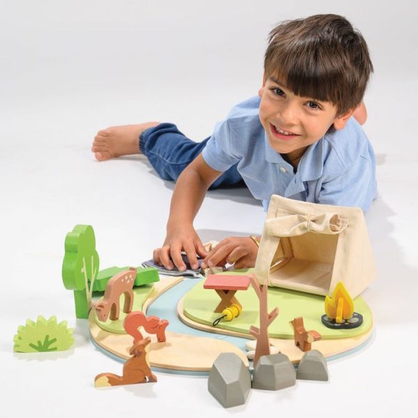 tender-leaf-toys-preschool-wildlife-camping-playset-1130106628_720x