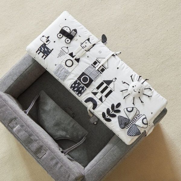 wonder-wise-room-decor-happy-day-square-activity-chair-30541865287767_720x-1