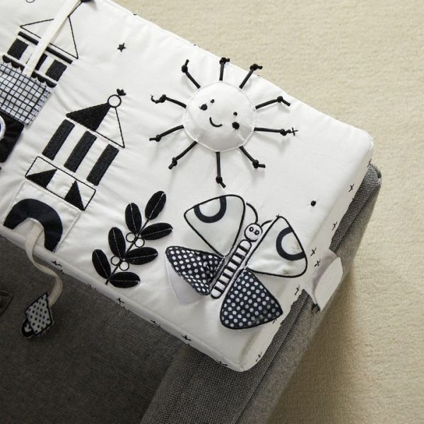 wonder-wise-room-decor-happy-day-square-activity-chair-30541866139735_720x-4